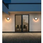 ⁦إنارة جدارية خارجية كشاف بوابة بتصميم دائرة بإضاءة هادئة ومريحه لون الإنارة اصفر 12 واط⁩ - الصورة ⁦5⁩