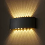 ⁦كشاف حائط خارجي لون الانارة اصفر 12 عين 6 فوق و 6 تحت⁩ - الصورة ⁦2⁩