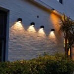 ⁦كشاف حائط خارجي تعمل بالطاقة الشمسية لون الانارة اصفر⁩ - الصورة ⁦3⁩