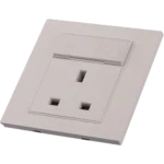 ⁦فيش ثلاثي مع منفذ يو اس بي USB مع تايب سي TYPE-C لون ابيض ساده توفل⁩ - الصورة ⁦3⁩