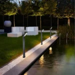 ⁦كشاف حديقة طاقة شمسية اسود لون الانارة اصفر مقاس 85 سم⁩ - الصورة ⁦10⁩